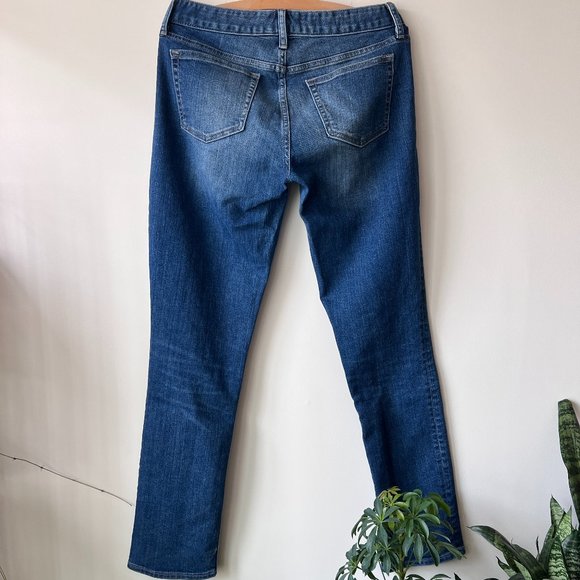 Gently Worn GAP 1969 Women's Real Straight Jeans Medium Denim Blue Wash Stretch - Picture 7 of 12